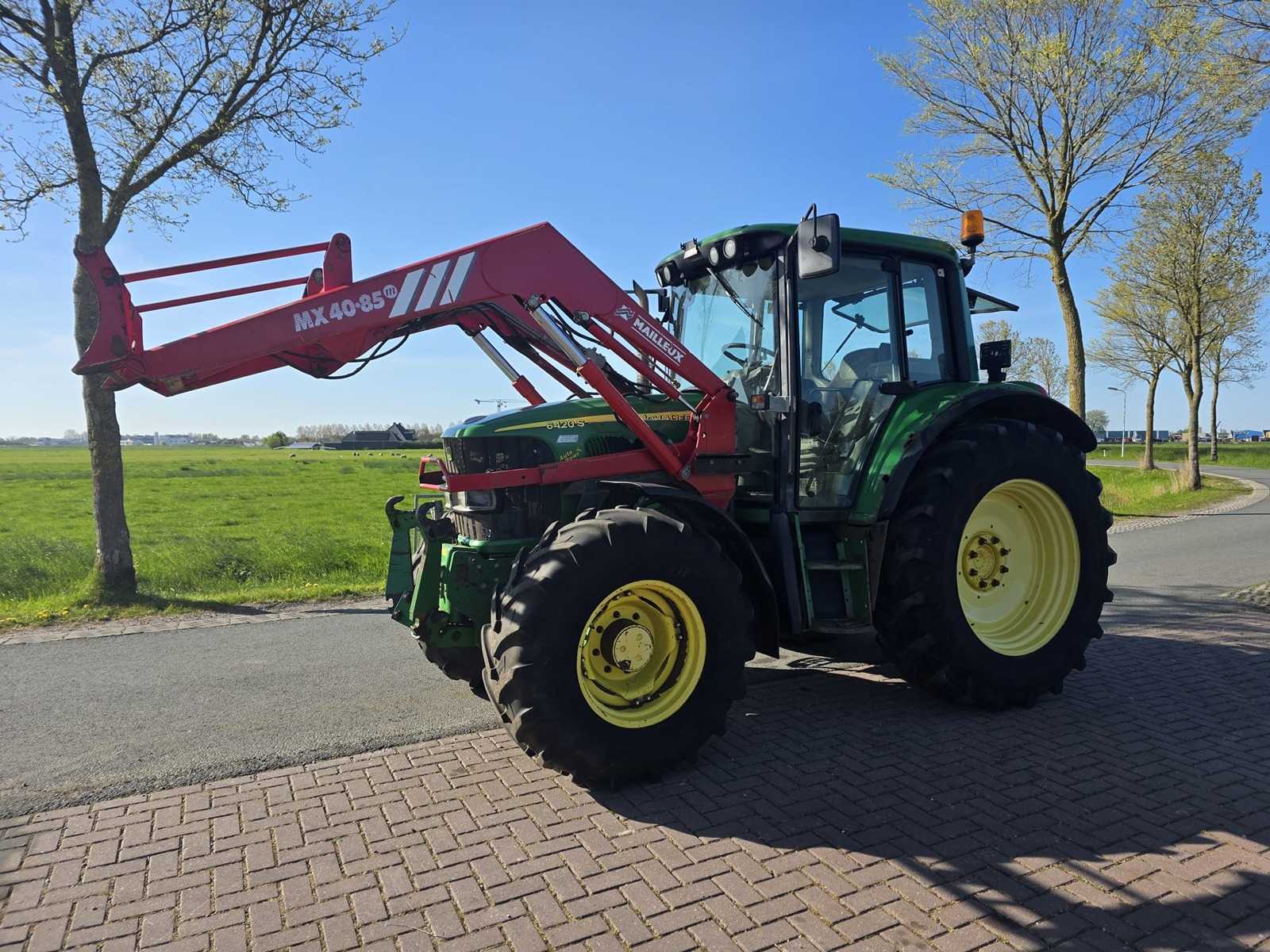2001 John Deere 6420S Front Loader All-Wheel Drive Farm Tractor