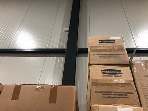 Cono di sicurezza Rubbermaid con carta assorbente. Inglese e Spagnolo 4x