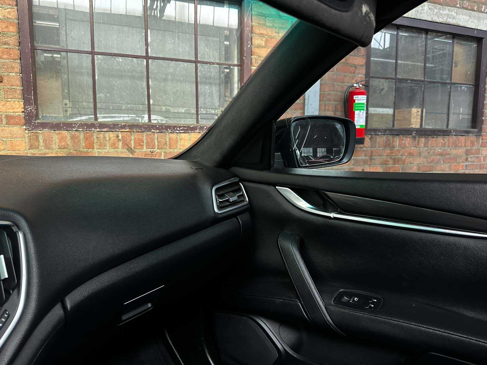 Maserati Ghibli 3.0 V6 350pk 2014