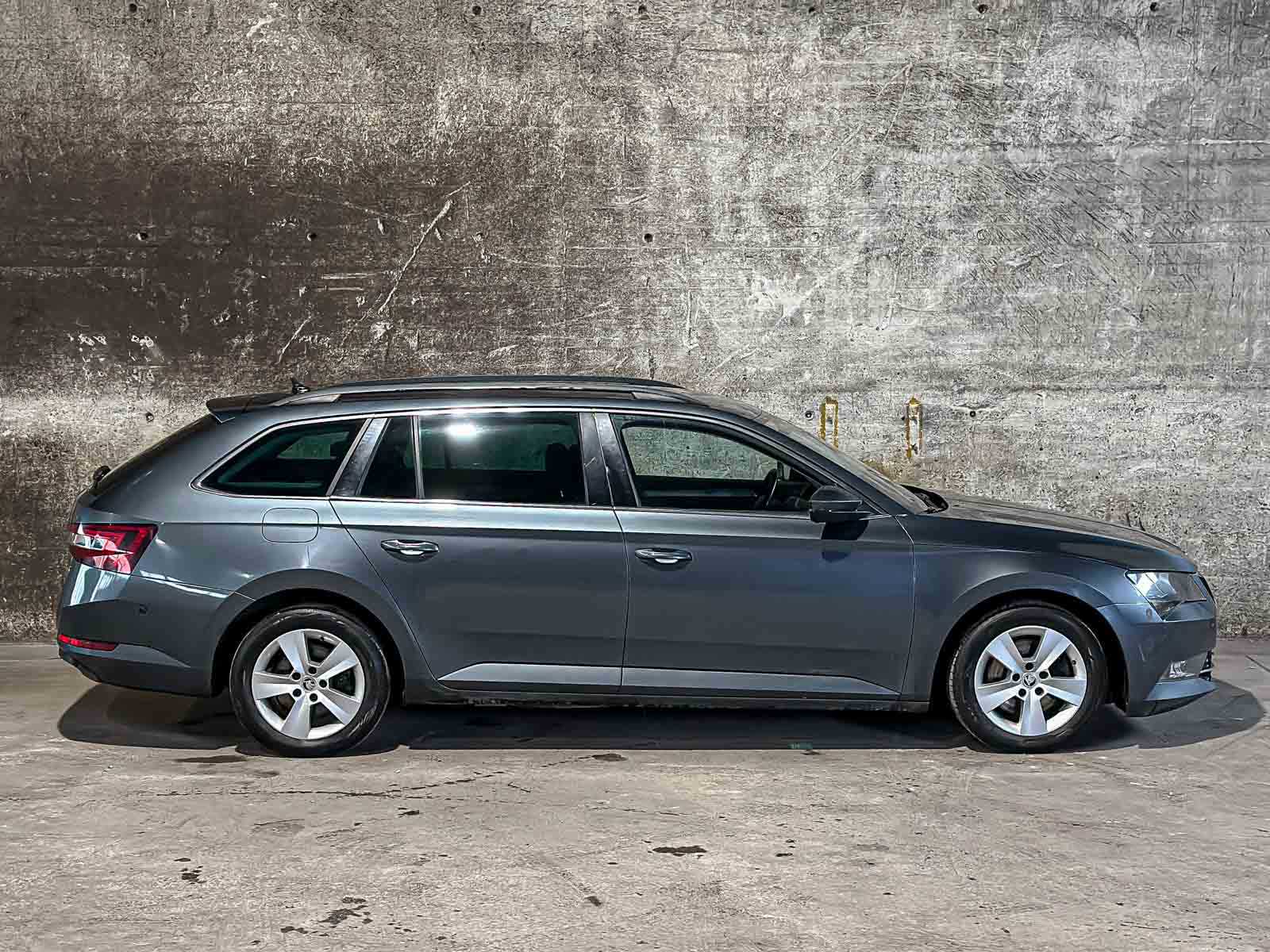 Skoda SuperB 3T ACCJSAX01 180pk 2016