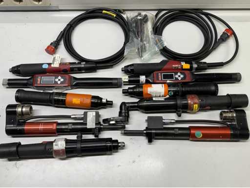   Electric screwdriver/assembly tool bundle