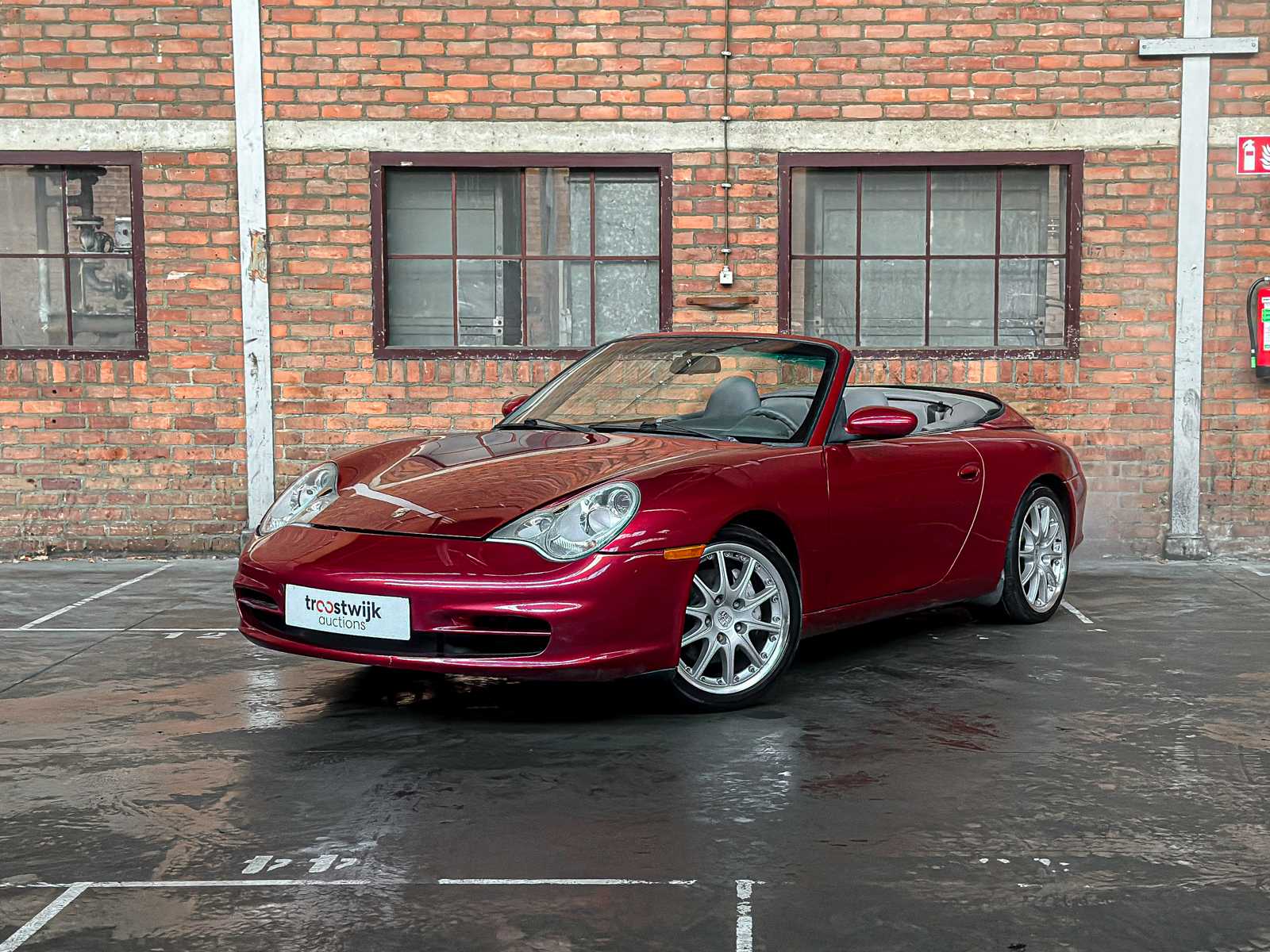 Porsche 911 996 Carrera Cabrio 4 3.6 320pk 2004 -Youngtimer-