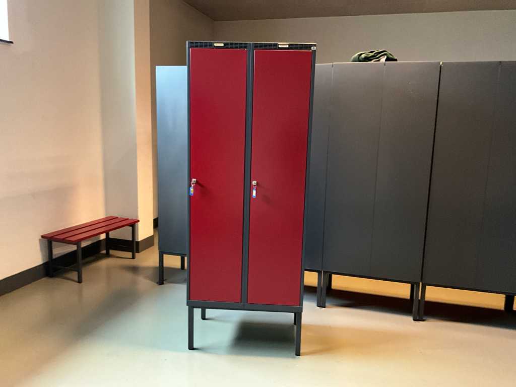 4 metal locker cabinets BLIKA