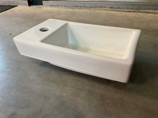 Fontana 40 cm con foro per rubinetto