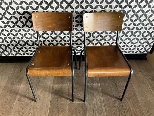 Satellite - Étudiant SC - Chaise de restaurant (4x)