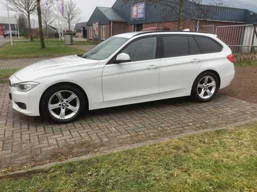 BMW 3 Series Touring 320i High Executive Passenger Car