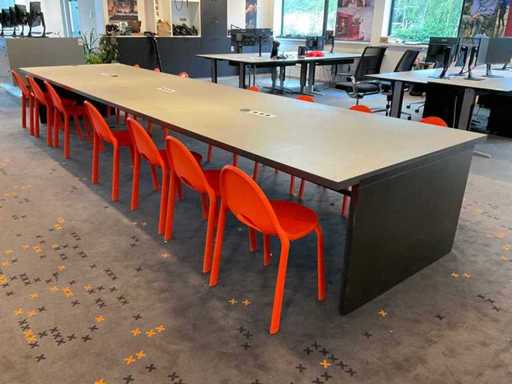 Table de conférence