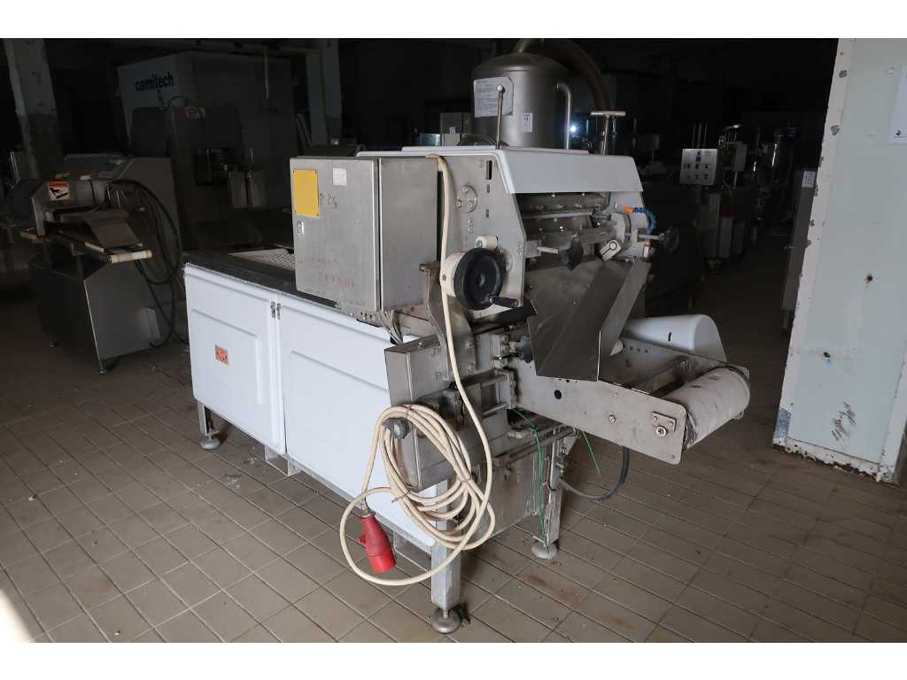 Trio Fish Processing Machinery - FDS3N - fish fillet peeling machine