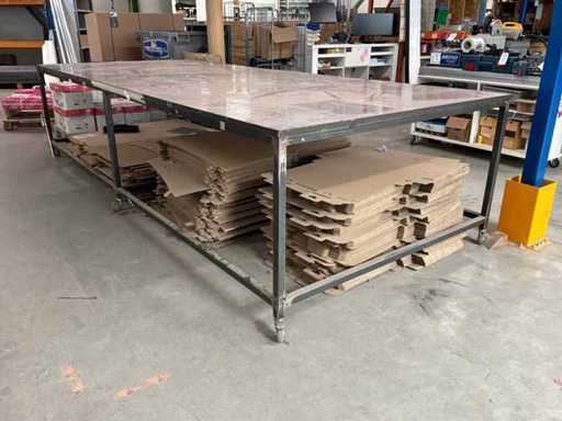 Table de travail mobile