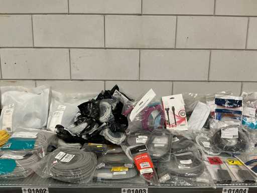 Charge verschiedener Kabel (84x)