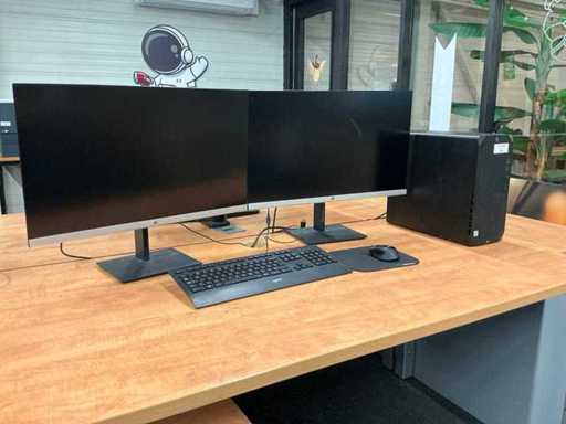 HP Z2 Tower G5 Desktop avec moniteurs