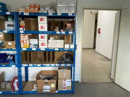 Konvolut hochwertiges Installationsmaterial