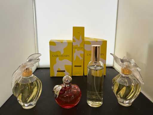 4x Nina Ricci Perfume