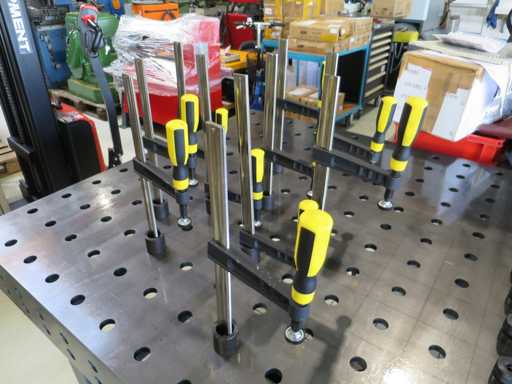 WMM SCREW CLAMPS 28 MM Welding Table Accessories