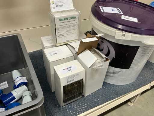 Pudełko montażowe (6x)