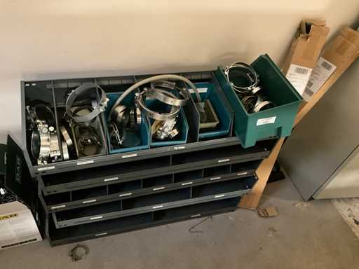 Materiale di montaggio