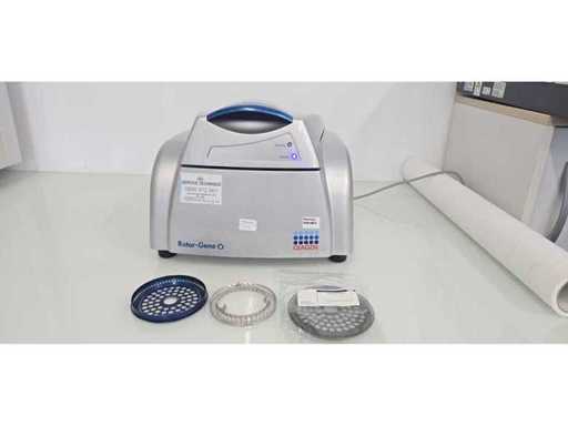 QIAGEN - Rotor-Gene Q MDx - Real-Time PCR System