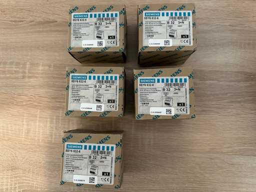 Siemens - 5SY6632-6 400V B32 3+N - Miniatuur stroomonderbreker. 5 x Stukjes!! (NIEUW)