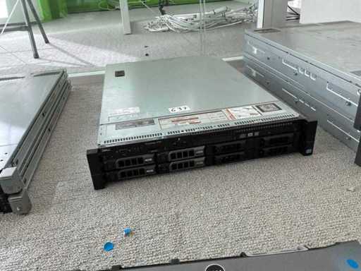 Serverul DELL PowerEdge R720