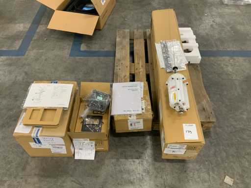 JRC JHS-183 Set di display e transponder