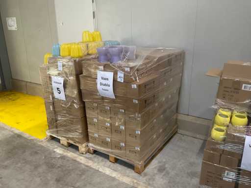 Lot de vases à fleurs