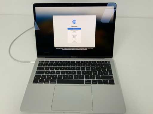Laptop Apple A1932 MacBook Air MVFL2N/A de 13 inch