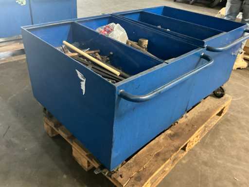 Werkzeugwagen inkl. Werkzeug