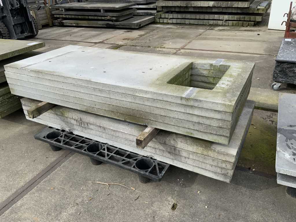 Concrete slab (17x)