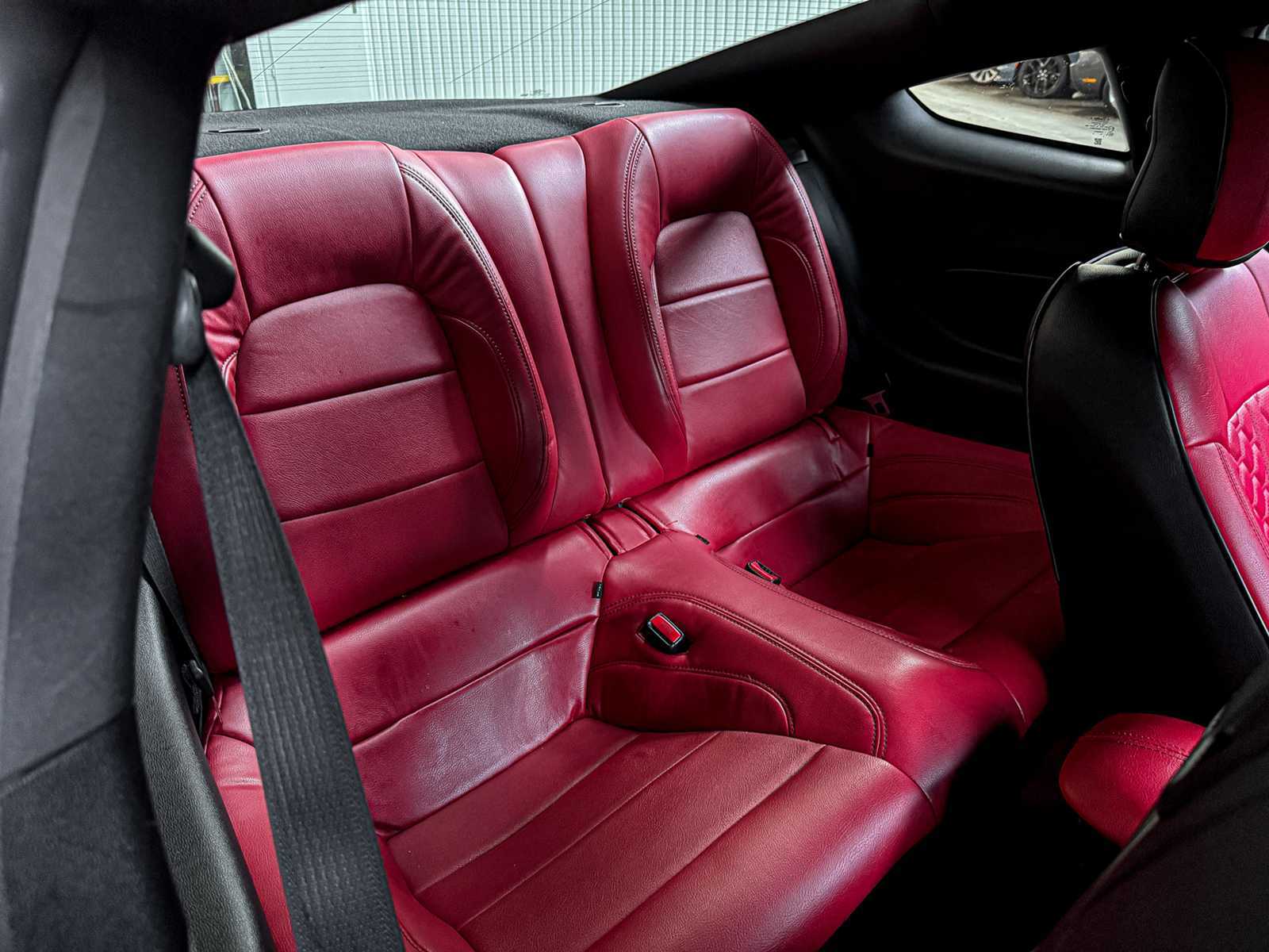 Ford Mustang 3.7 V6 300pk 2015 Coupe