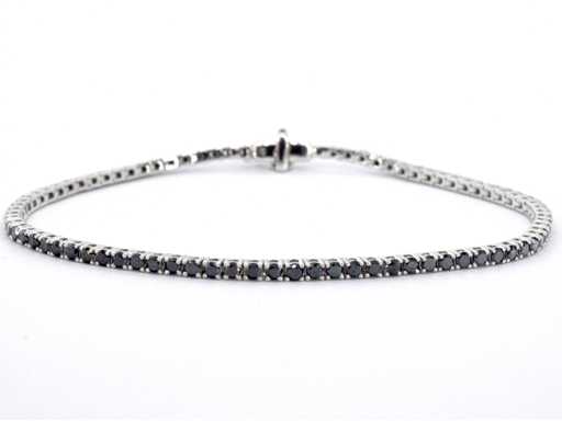 Bracelet de tennis en or blanc avec 2,80 carats de diamants noirs