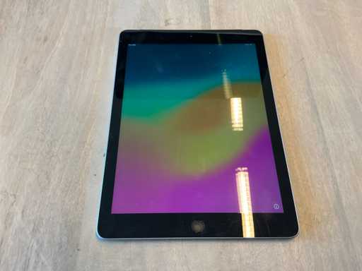 Tablet Apple Ipad 6. generacji (32 GB, Wi-Fi + sie? komórkowa)