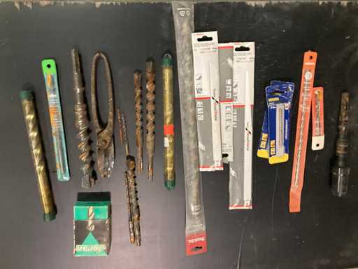 Vari trapani e seghe reprico