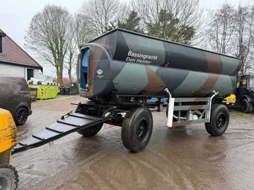 Jacuzzi na przyczepie - Unikalne - Jacuzzi