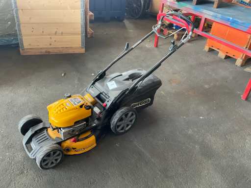 2010 Lawn Mower