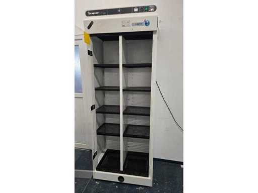 CAPTAIR - High-performance and safe filtration cabinet for the storage of chemical products