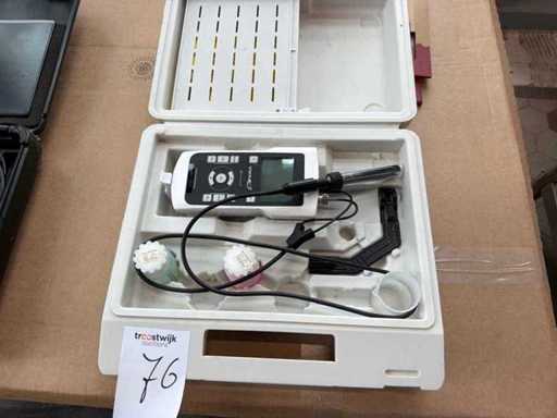 VWR pH 1100 H Posemètre portable avec sonde et boîtier