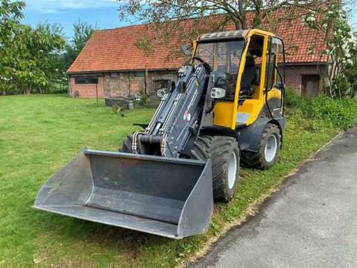 Eurotrac T13CF 850 T Kniklader