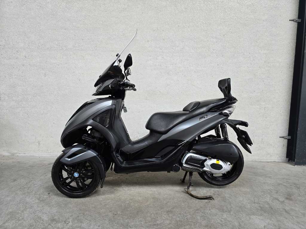 Piaggio - Yourban - 300 MP3 - Motorscooter ( autorijbewijs )