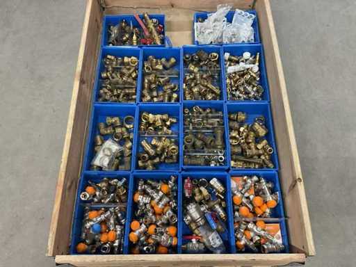 Partij installatiemateriaal