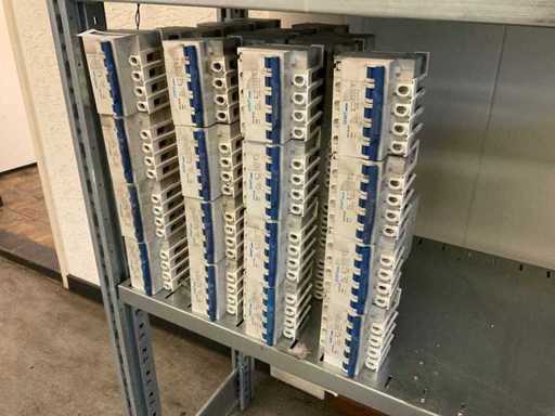 CHINT NH1S-63 63A Residual Current Circuit Breaker (48x)