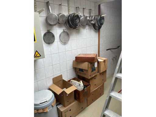 Cake tins, pots and various bakery accessories