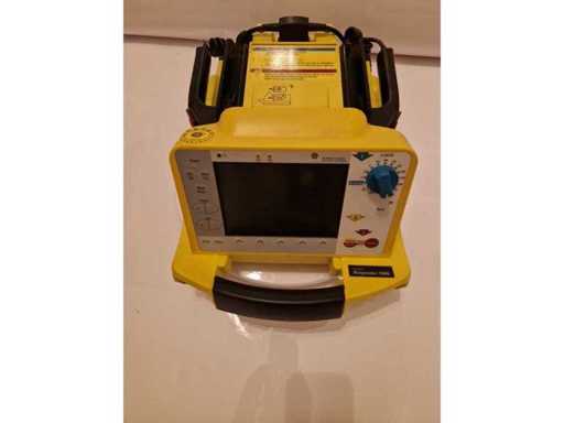 GE Responder 3000 - Defibrillators