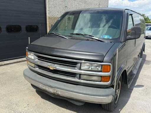 Chevrolet - Express V8 - Van