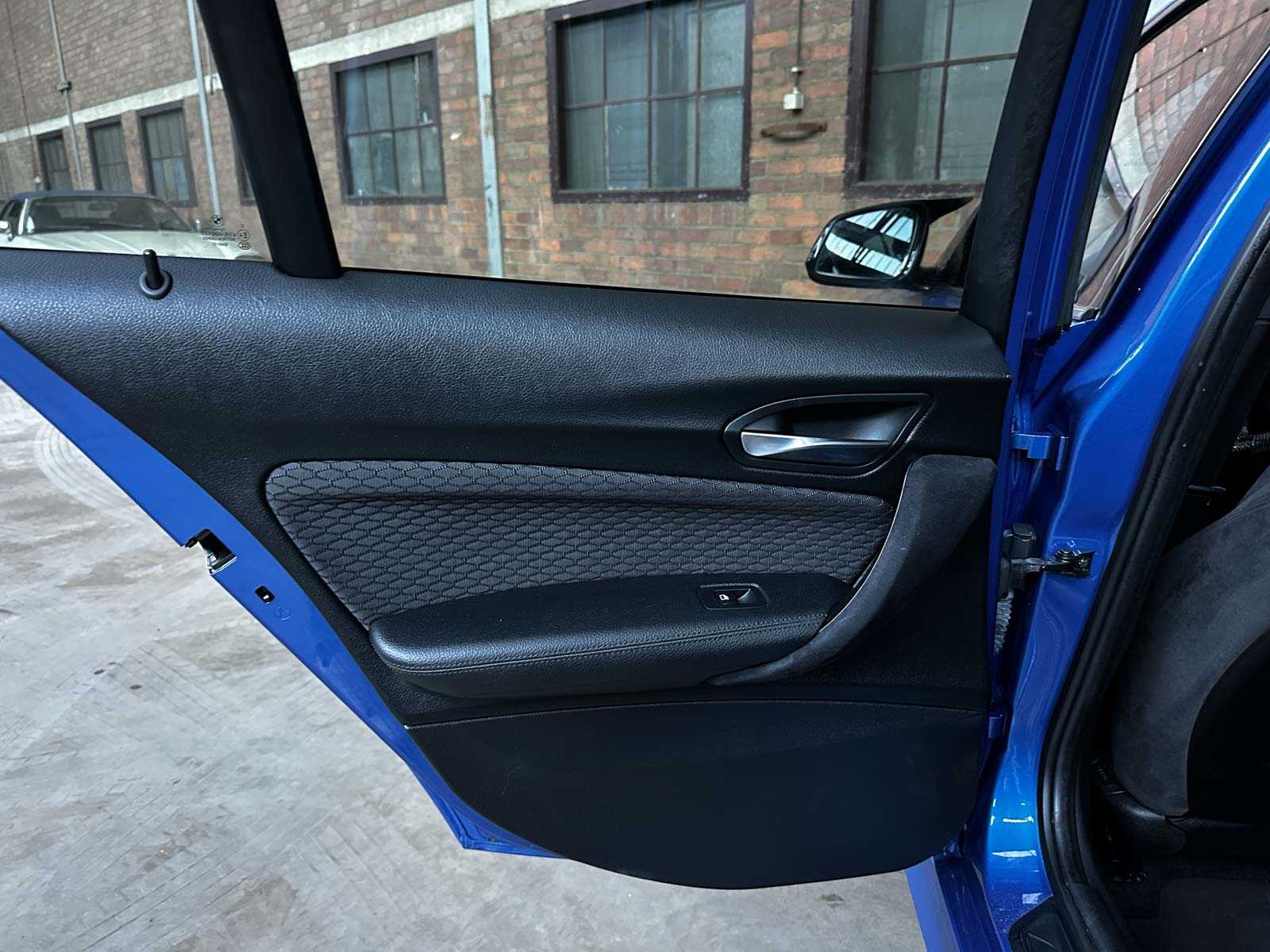 BMW M135i xDrive F20 3.0 320pk 2013