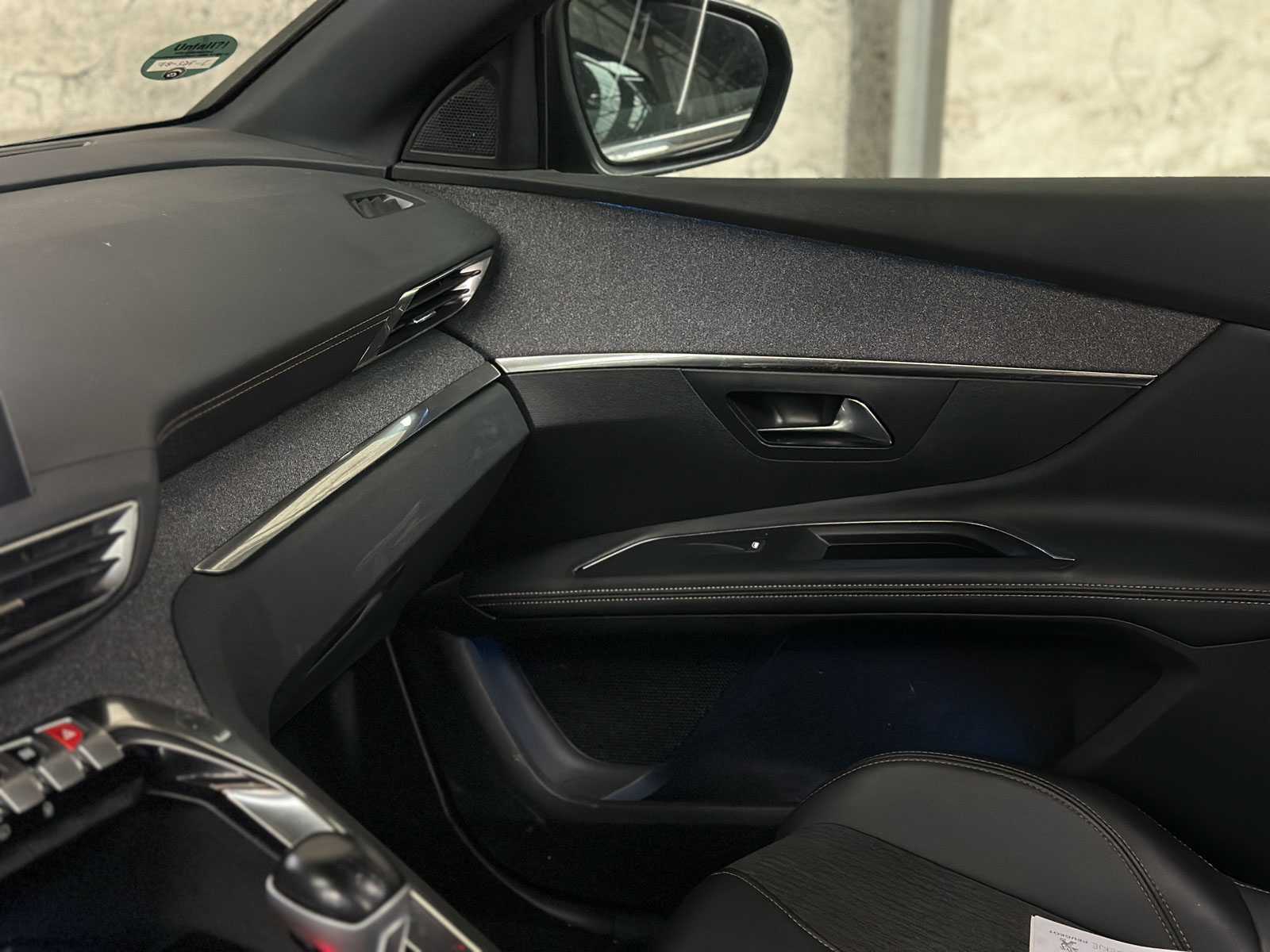 Peugeot 5008 1.2 PureTech Blue Lease GT-Line 131 PS 2020, J-762-BF