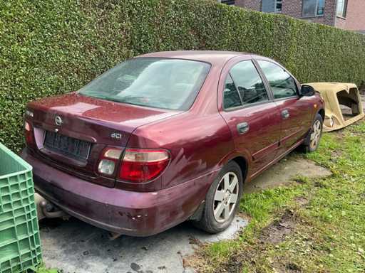 Nissan Almera