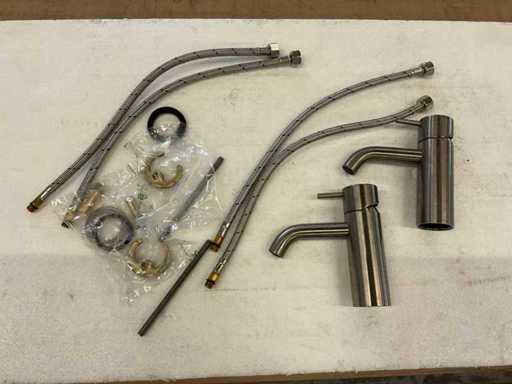 Rubinetto miscelatore per bacino (2x)