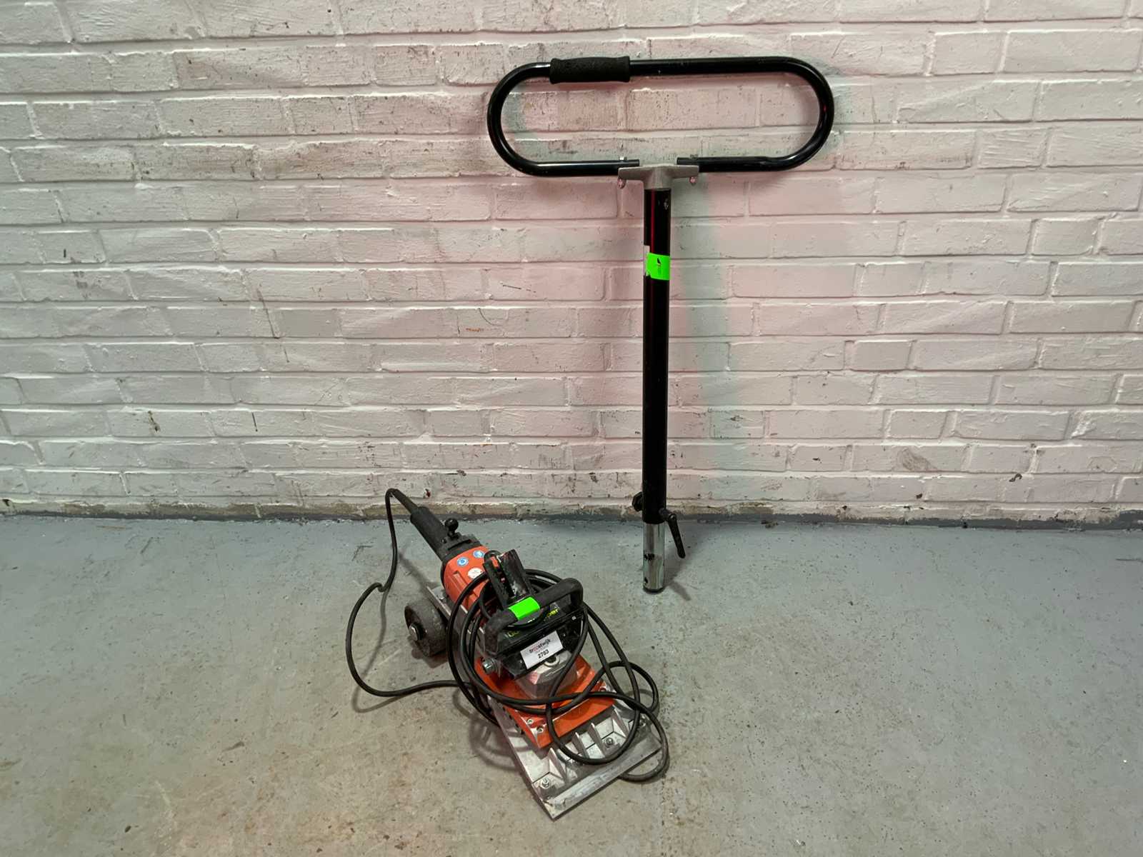 Wolff – Duro-Stripper 2.0 – 2019 – Carpet/Flooring Remover