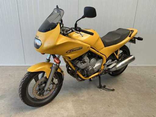 1994 - Yamaha - Tour - XJ 600 S Diversion - Motorcycle