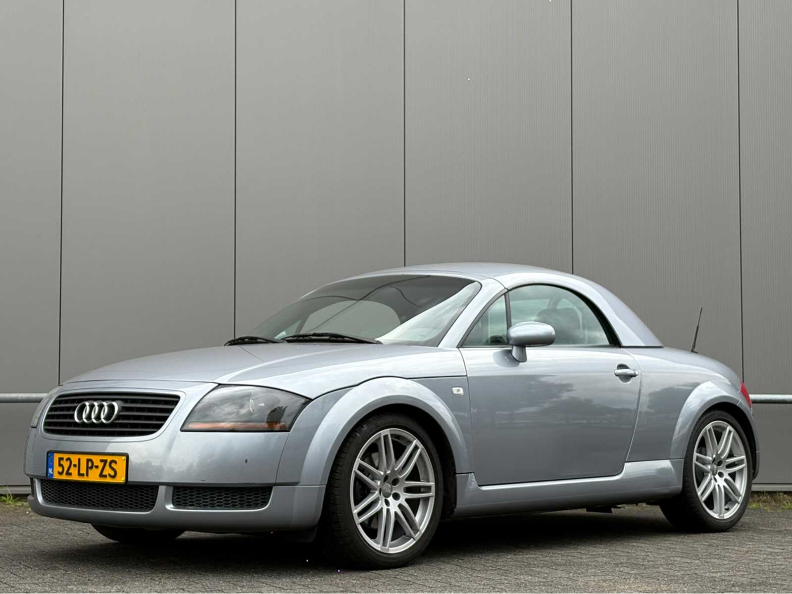 2003 – Audi – TT Roadster – Car